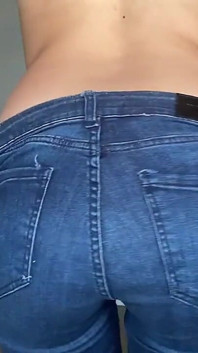 ¡usando Sus Habilidades Sexuales Para Una Venta Segura!