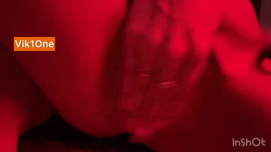 Vik1one: Awek BDSM menunjukkan pancutan mani sebenar