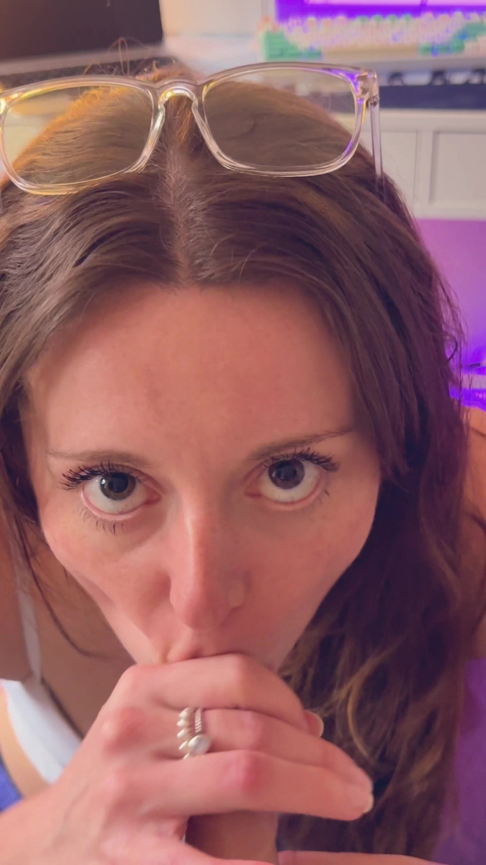 Nadia Foxx: クローズアップ ディルドBJ