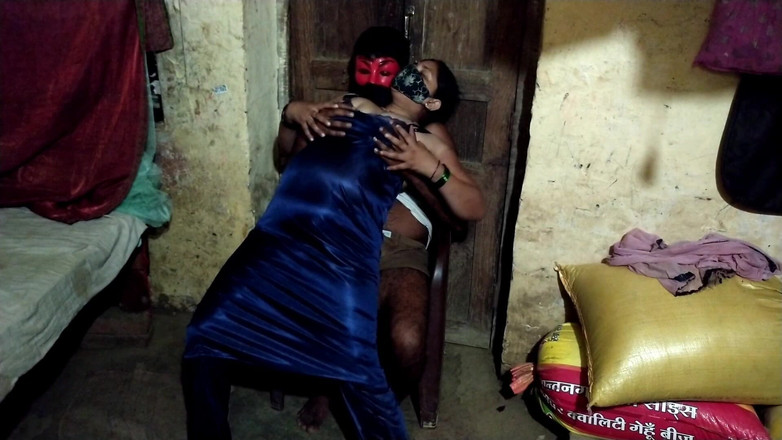 Desi_bhabhi121: Olgun fuking çift yenge