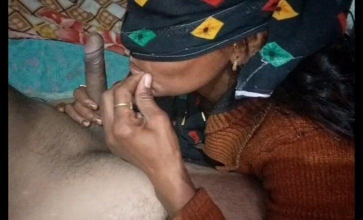 Kumari1996: 내 자지를 빨아서 입에 대고 계모의 의붓딸