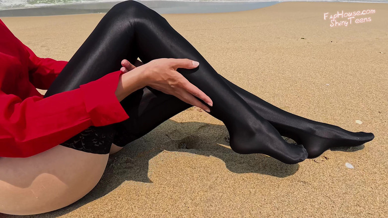 Shiny teens: 863 Shiny Black Stockings on the Beach