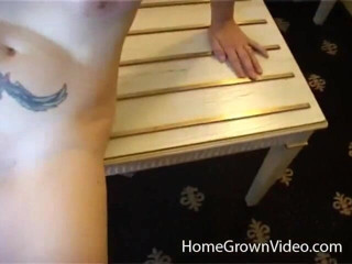Homegrown Anal Sex: Luna to dostane do zadku
