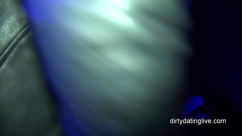 Dirty Dating Live: Fetish Asylum, pt. 1 - sebatan memancut ke bawah