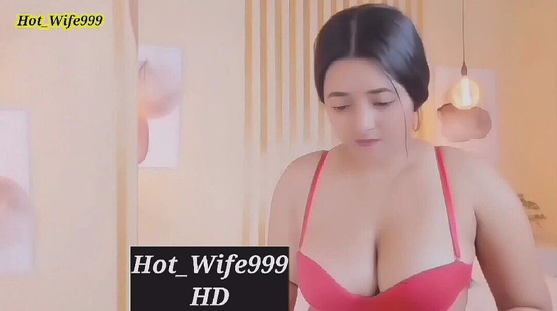 Hot_wife999: Индийское видео с большими сиськами