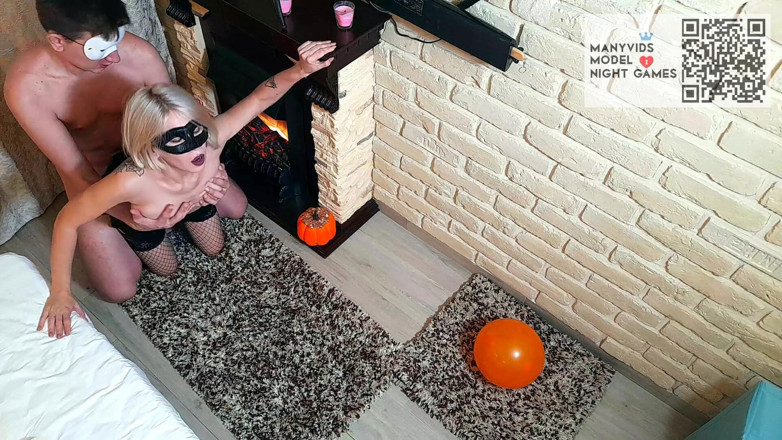Night Games: Halloween bersiap-siap