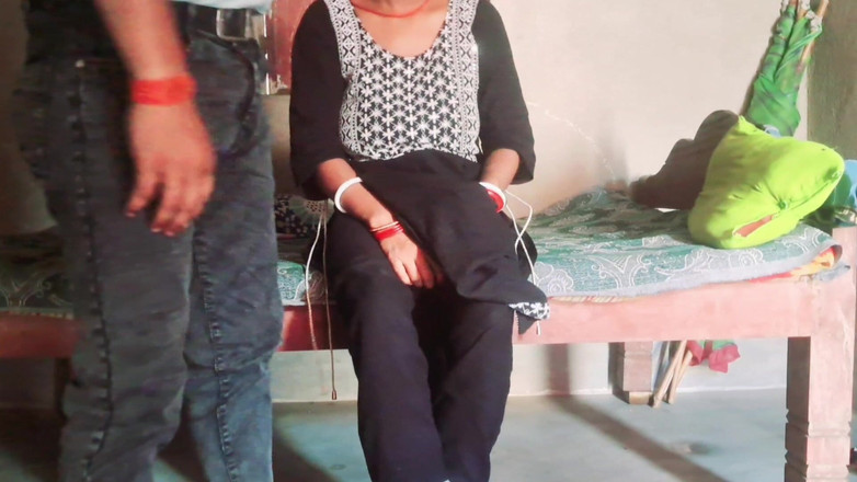 Trilokinath: Bengalese dorpsvrouwen worden groot geneukt