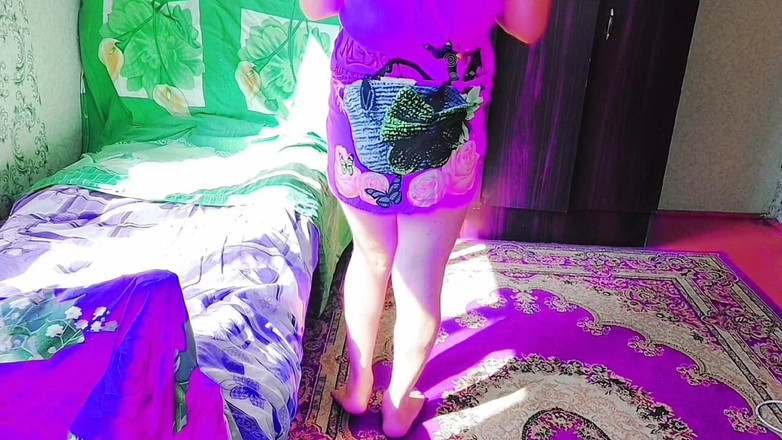 Kitty_Cross: 我是一个男孩变装者自我打屁股可爱的女男孩模特角色扮演者
