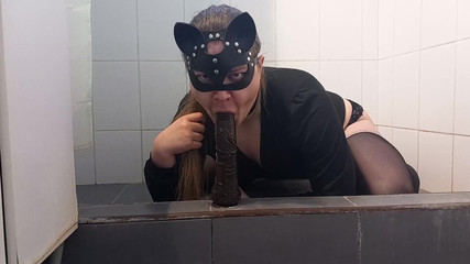 Elise Woods: Maminsynek cieszy się gardłem i jazdą na BBC