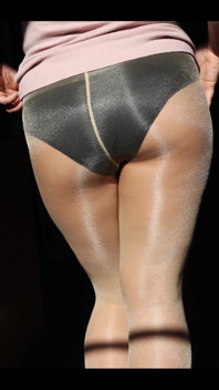 I Take off My Skirt