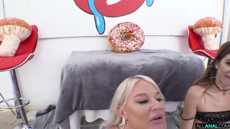 All Anal: Nadia &amp; London’s Anal Connection