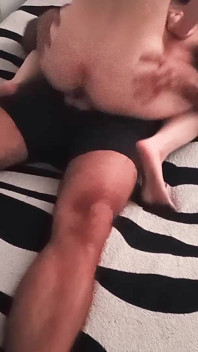 Lo Uso Mientras Sueña (video Completo)