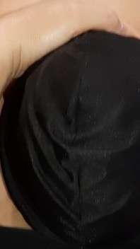 Ich kontrolliere den kopf meiner lesbischen sexsklavin, um schneller zu kommen