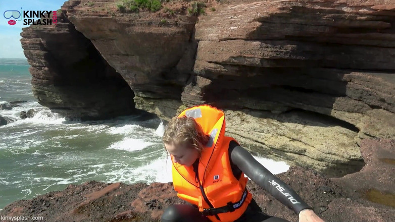 UKCuteGirl Lucy Lauren: लाइफ जैकेट लंड हिलाने के निर्देश neoprene tease, इनकार और उलटी गिनती वीर्य