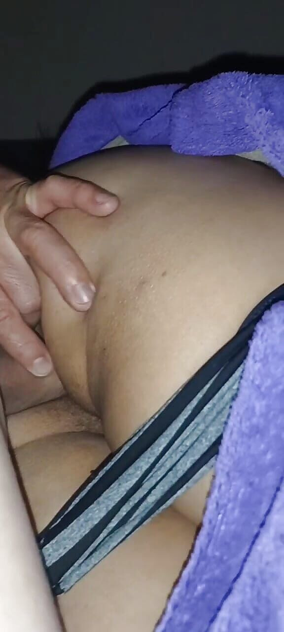 E-Alfa: Sexo anal casero