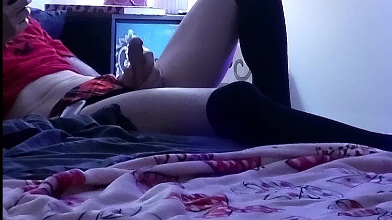 Biguy6999: Veronica สาวร่านควยช่วยตัวเองในกล้องขณะเพื่อนดู
