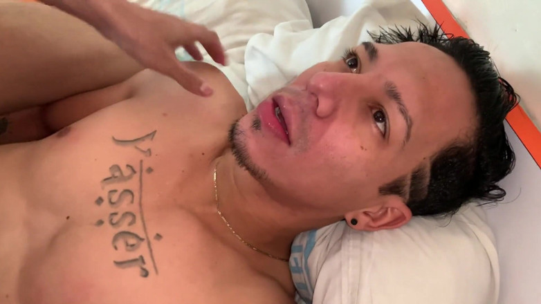 Ridley Dovarez | Gaysight: Latino blonde twink geneukt met sap door Baram