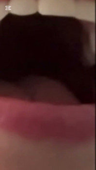 Škádlí vás, že ochutnáváte sperma?
