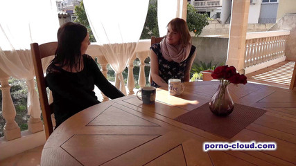 Porno Cloud: Dildo dámy domácí příběh - DVD