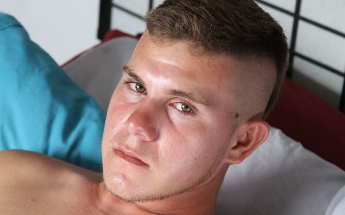 Latino boys porn: Kontol cowok muda latino kulit putih