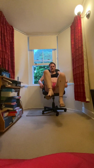 Ava Maxwell: ISTRUZIONI per in calze beige 