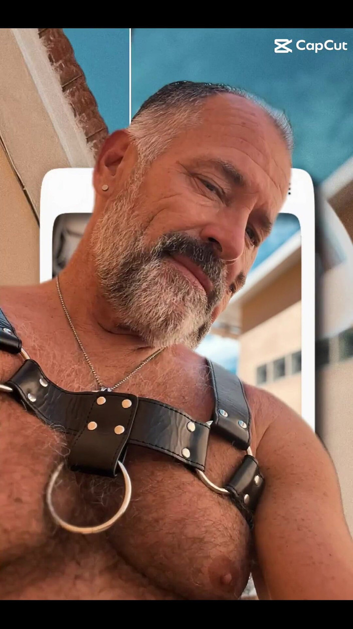 Daddybearvlc: 对抖音来说太热了