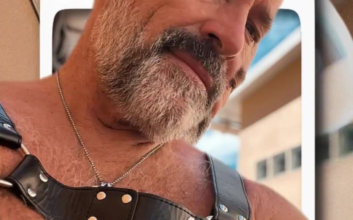 Daddybearvlc: Te heet voor tiktok