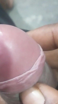 Praktik Tangan Video Desi