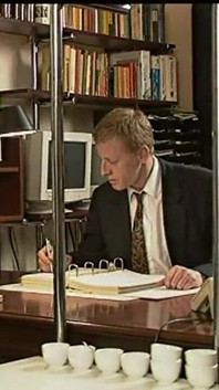 Hot Secretary Seduces Her Dirty Boss