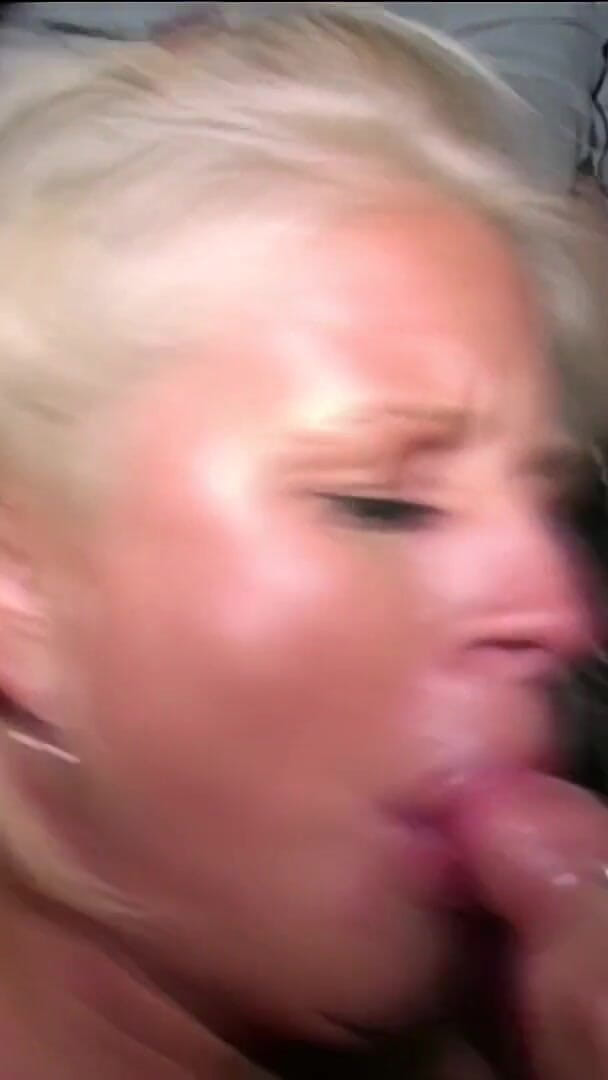 Killergram: Milf blondă cu țâțe mari Robin Ryder este o curvă care...