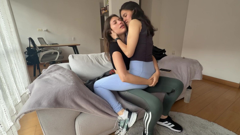 scarlettandc: Kami melakukan Tribbing Lesbian