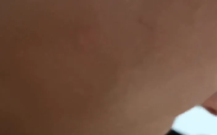Akasha7: Když vidím, jak si můj jazyk hraje ve videích, nejsem...