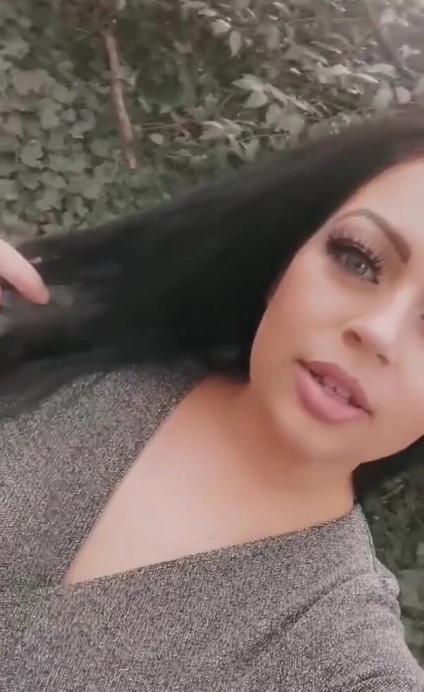 Catalia's Epic Filth: Strofinare il clitoride all'aperto!