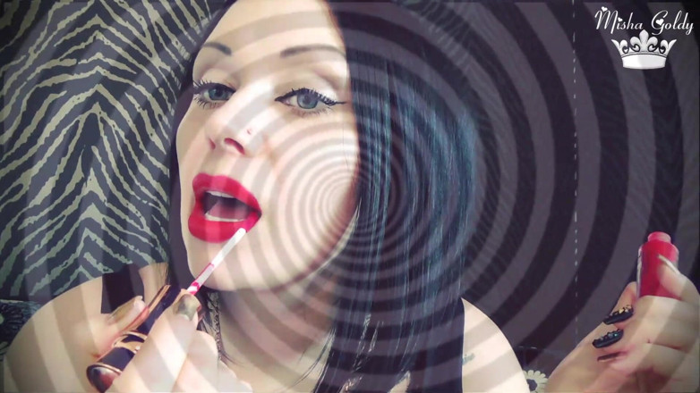 Goddess Misha Goldy: I miei baci saranno per sempre sul tuo viso!!