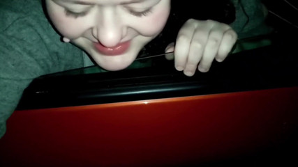Real homemade BBW BBC porn: Handjob dodding di luar ruangan