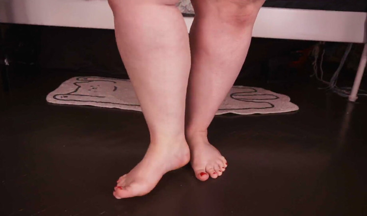 AssGives: I Walk Barefoot