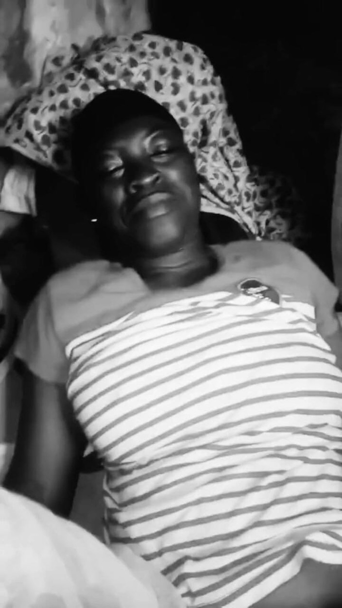 Oladi plenty tv: Ragazza giapponese pronta per il vero sesso