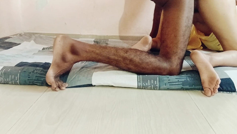 ThisSprite75: Apa yang Bisa Terjadi Jika Pasangan Hot Berbagi Kamar Hotel?