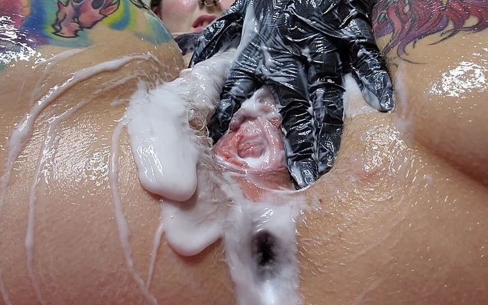 Animer gamer girl: Chatte uniquement, chainegg, warmup + fisting à main nue / latexglove