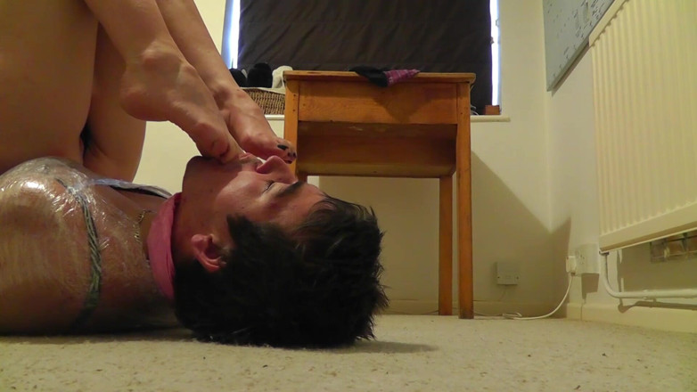 Real Sessions Filmed Miss Jessica Wood: Electrician Foot Worship - Size 1920 X 1080