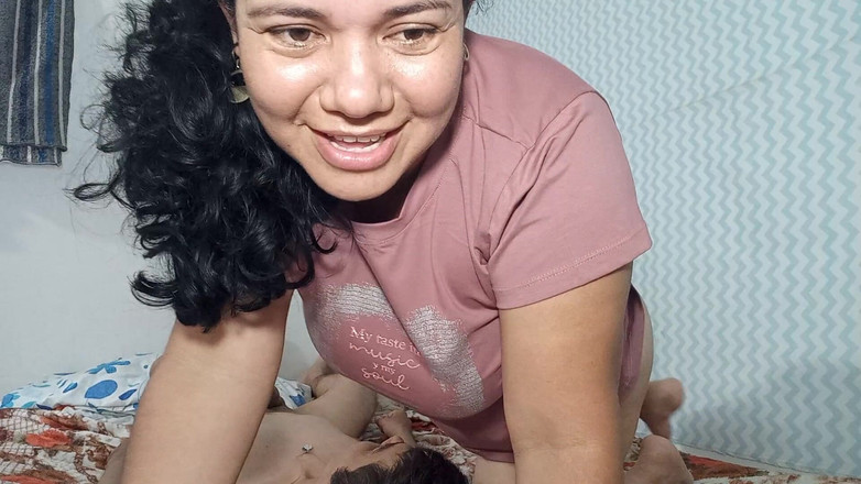 Valkyrie and Luigy Couple: Assis sur le visage