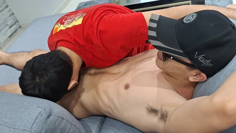 Bare skin man: Een Leuke Tijd