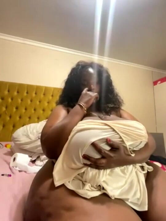 Legendary Booty Overdose: Schwarze bBW titten verehren &amp; arsch klatschen