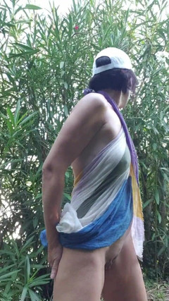 JulieEroticDress: Máy bay bà già ở nơi công cộng