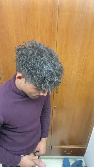 WeakBond365: Ahad nikmati dengan zakar cantik saya