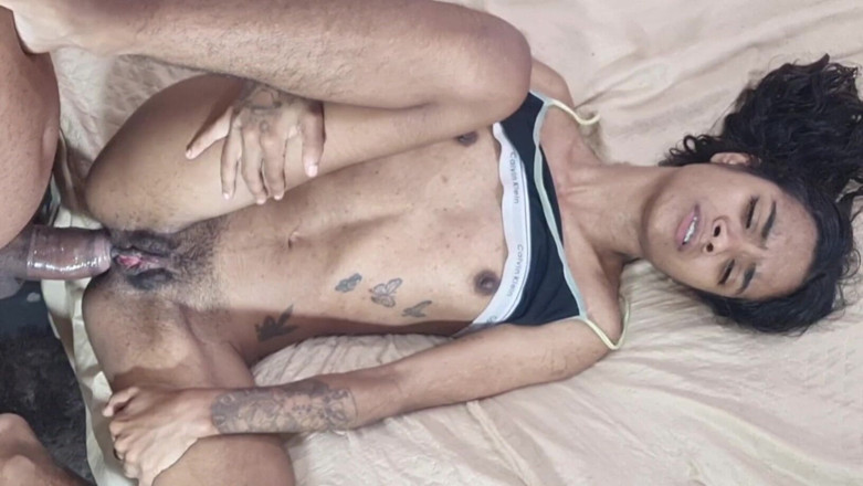 Bebes vagabundas: 18-year-old Teen Calls Crown to Play with Her Ass and...