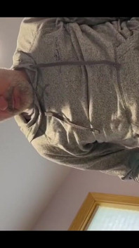 Squeezing Balloon to Anally Insert Ozone Into Ass