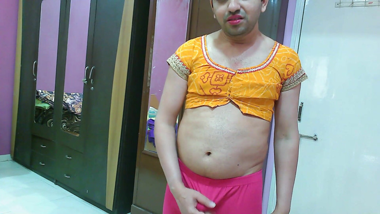 Cute & Nude Crossdresser: Sweet sissy crossdresser femboy Sweet Lollipop w seksownym topie i...