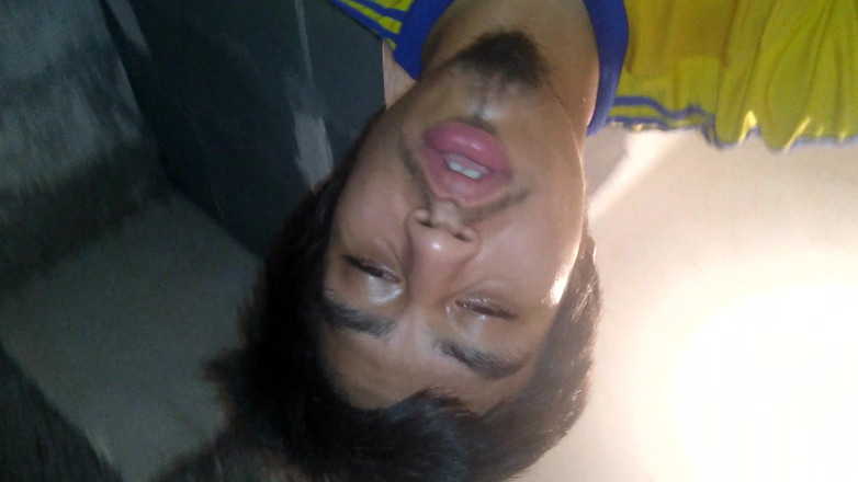 AlexAlejandro13: Geser tanganmu ke dadaku