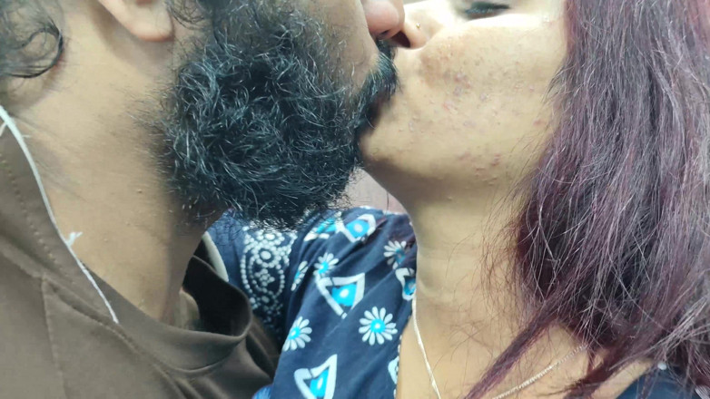 Vaigavarun45: Lippensperre, halskuss und heiße romantik mit mädchen mallu